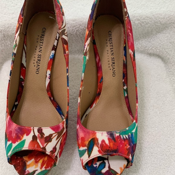 Festive and fun peep toe Sz 6W. Christian Siriano - Picture 4 of 13